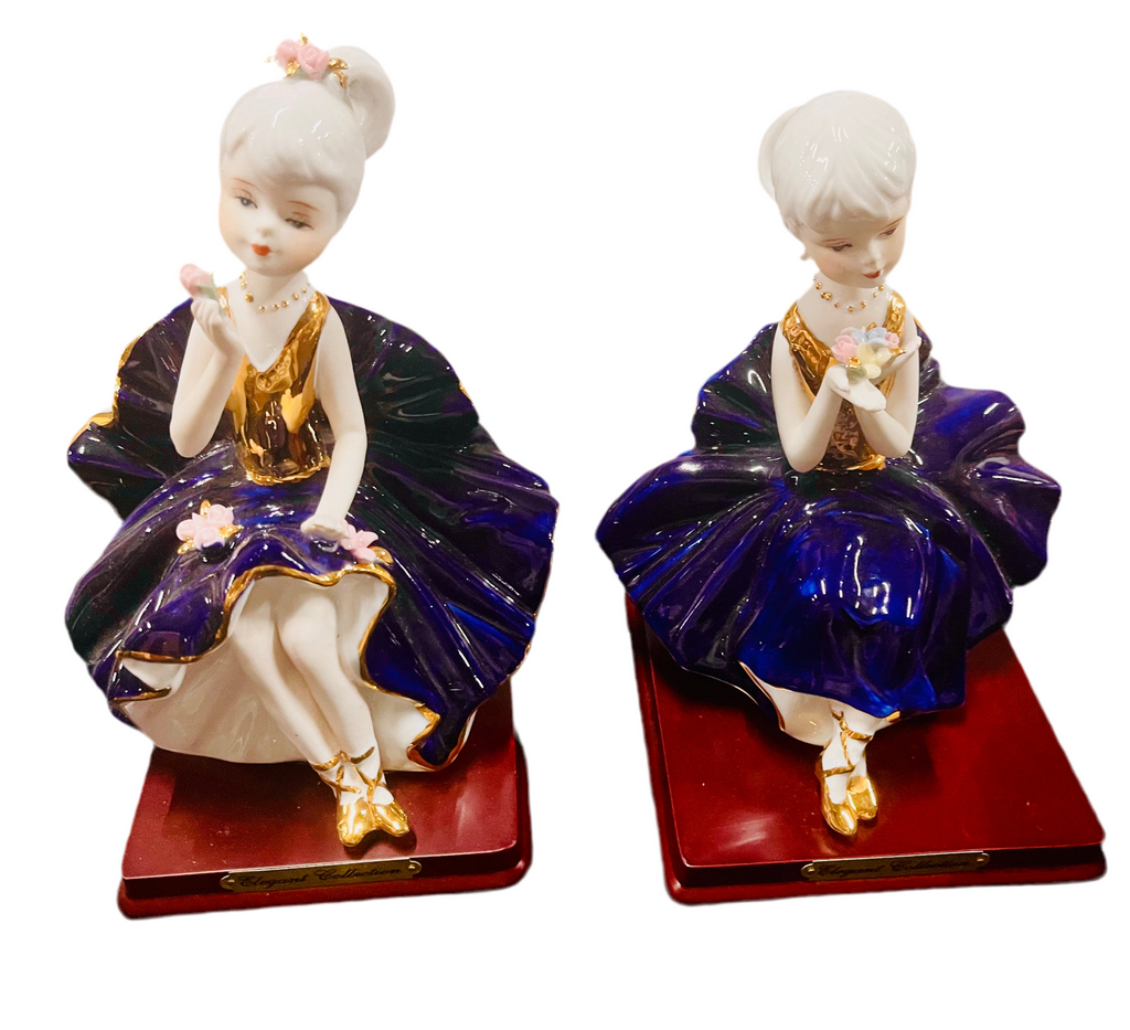 Valley dancing girls pair in ceramic Blue girls