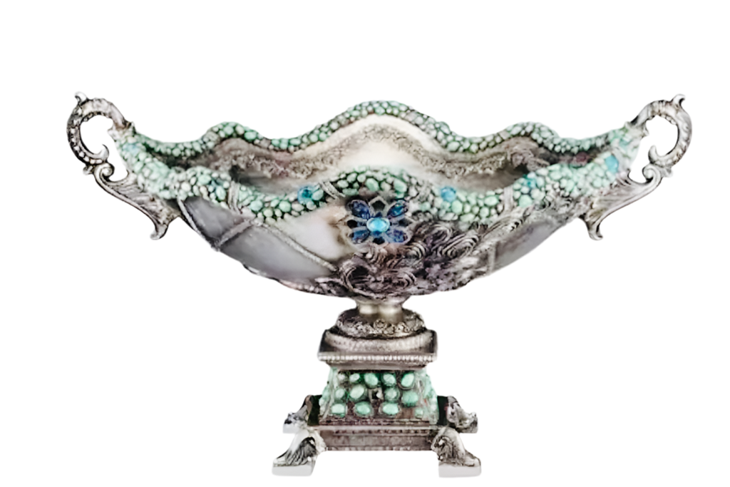 Antique silver Quamarine collection