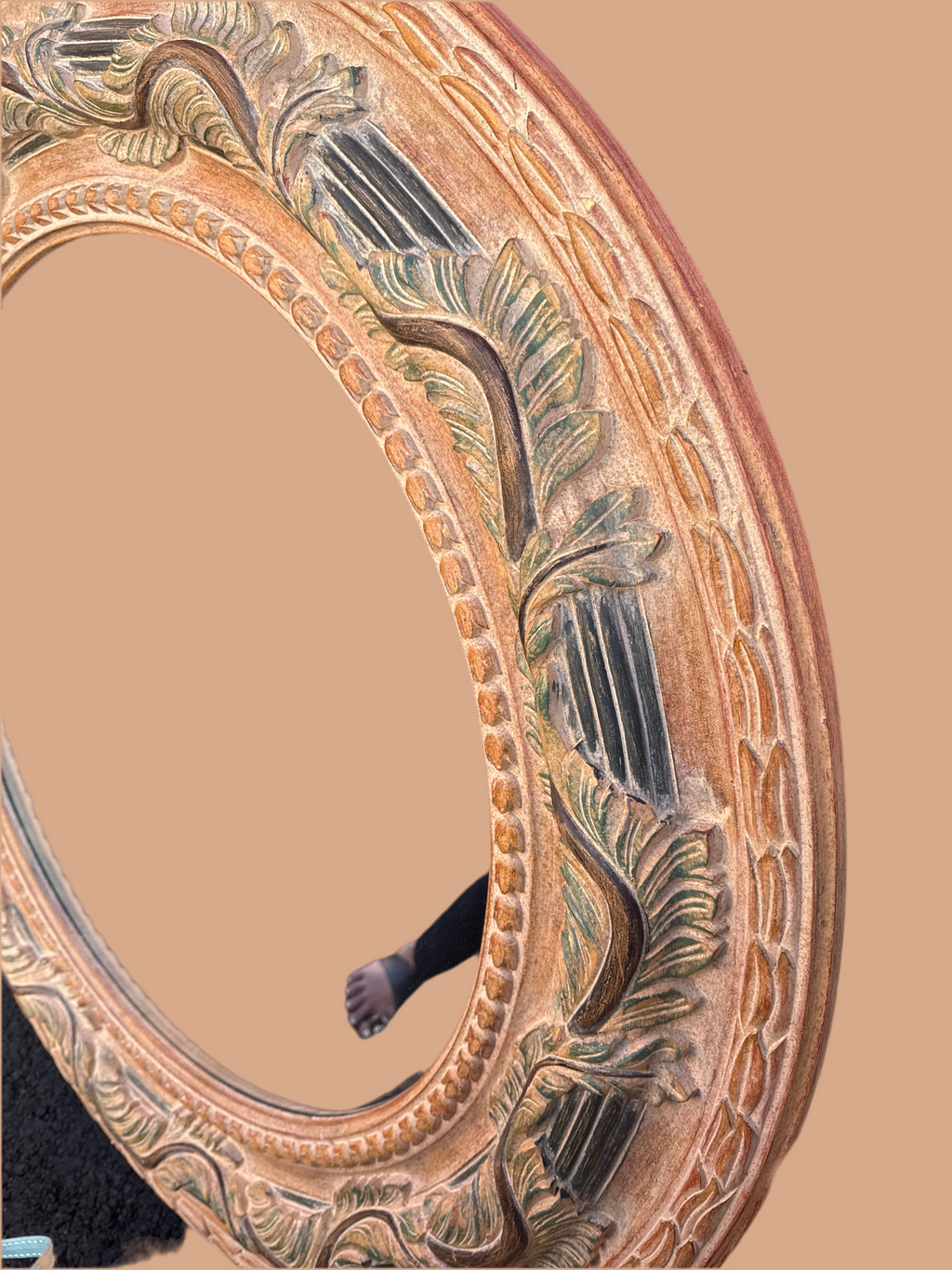 Round large mirror 48 x 48