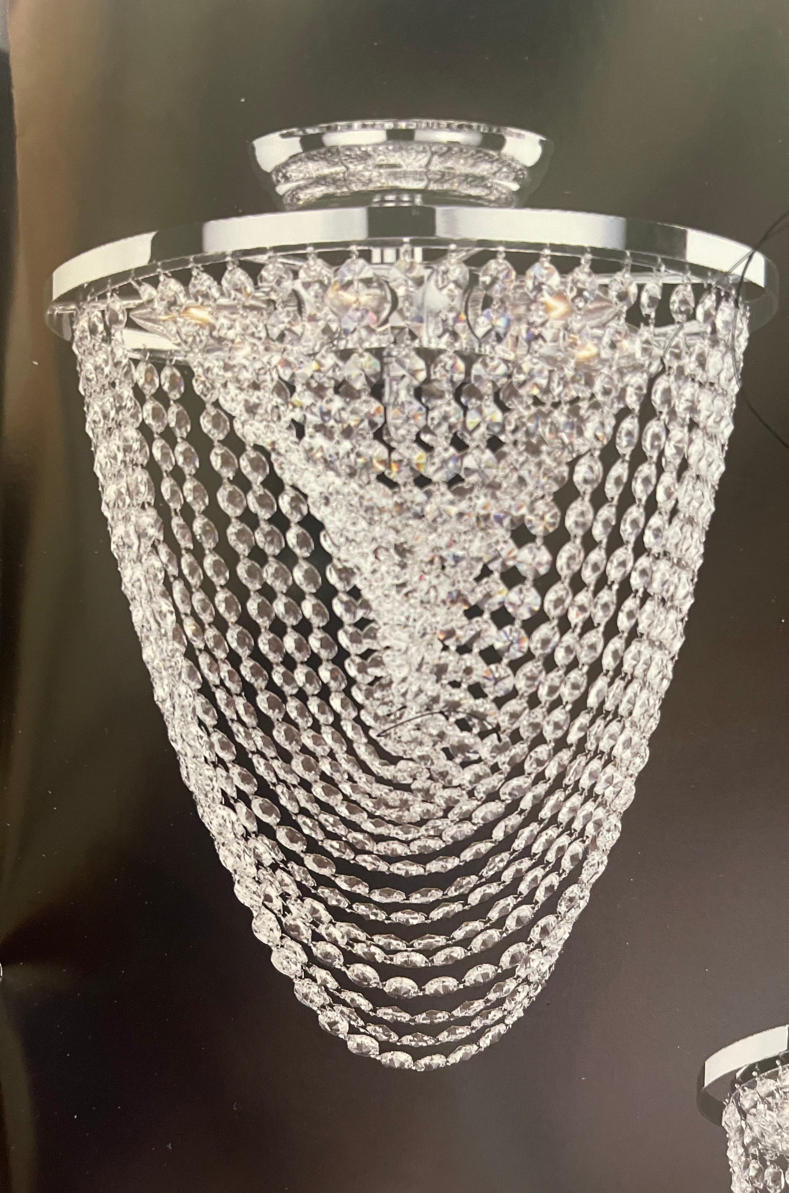 Chandelier Signature Series Crystal (7)