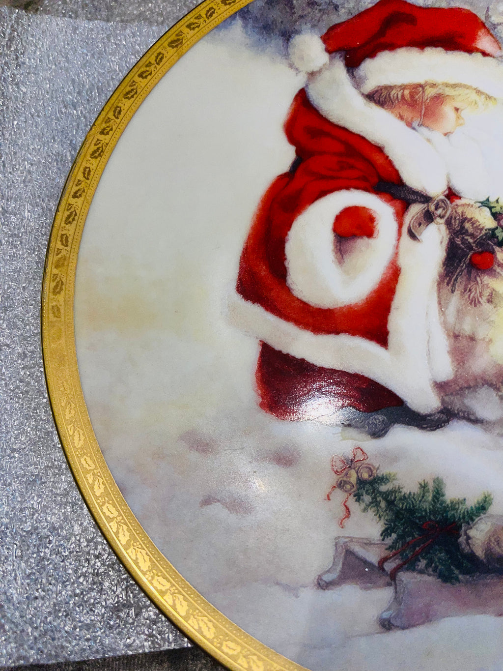Santa's Littlest Reindeer Plate: 24K Gold Trim, Hamilton Collection