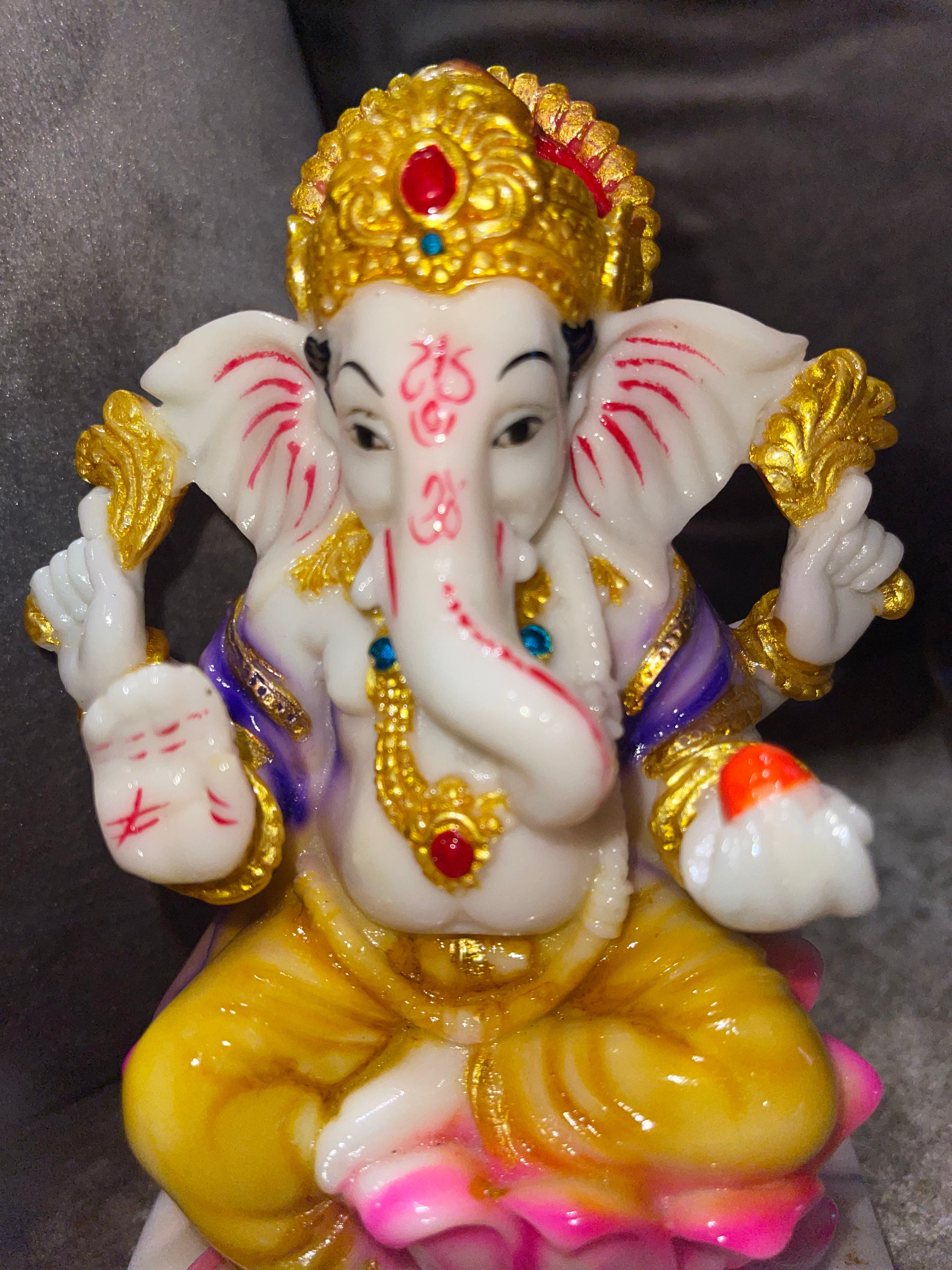 Ganpati Baba Morya sculpture