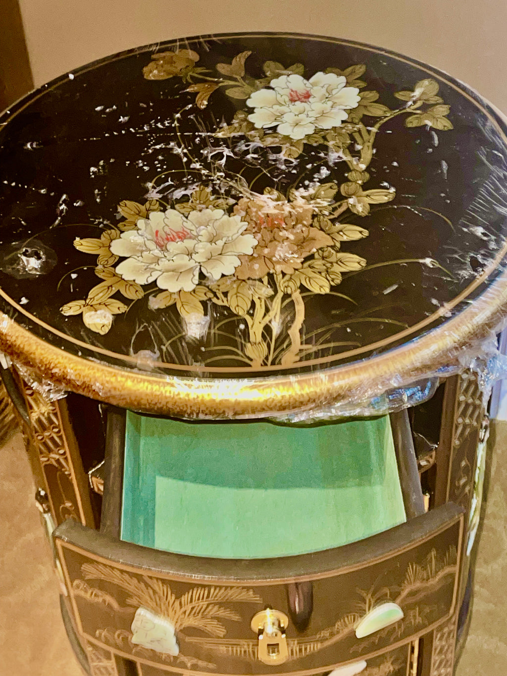 Oriental Round Table With Mother Of Pearls 3D Art Women figures