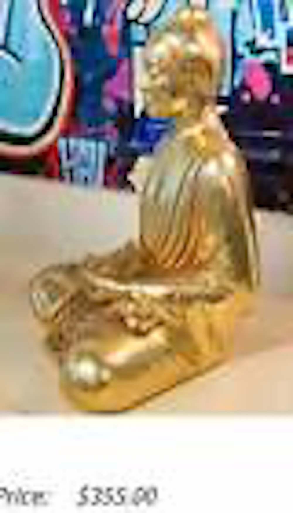 Gold Buddha Siting Statue